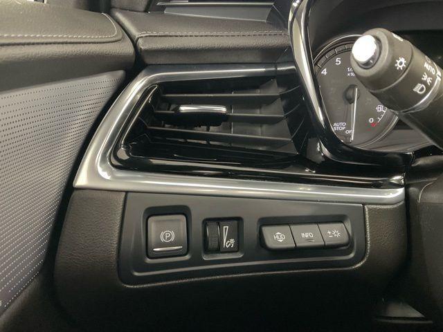 used 2023 Cadillac XT6 car, priced at $42,982