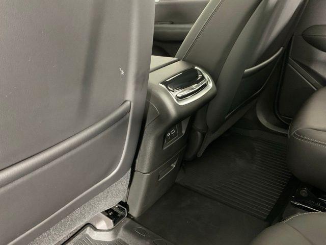 used 2024 Cadillac XT6 car, priced at $51,314