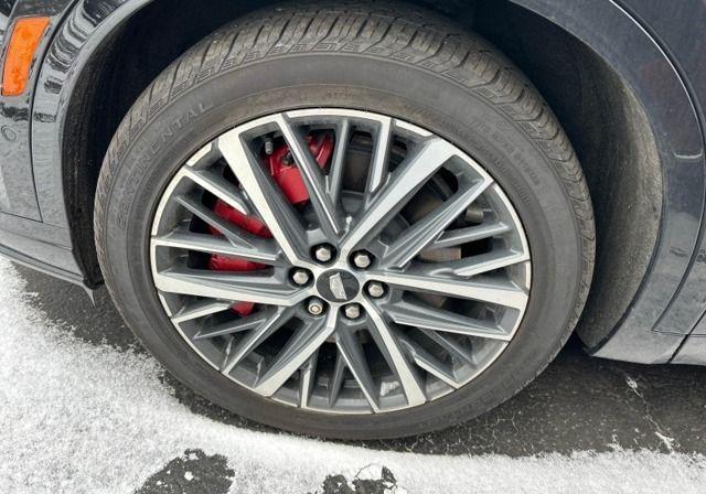 used 2024 Cadillac XT6 car, priced at $51,400