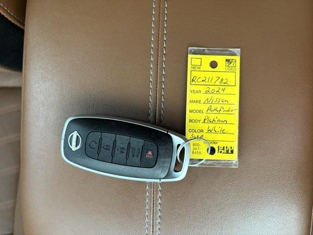 used 2024 Chevrolet Equinox car, priced at $19,500