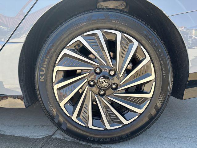 used 2024 Hyundai Sonata Hybrid car, priced at $26,100