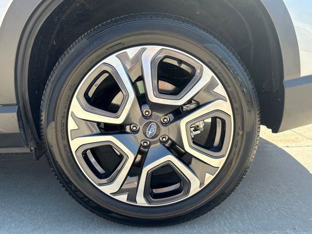 used 2025 Subaru Ascent car, priced at $41,800