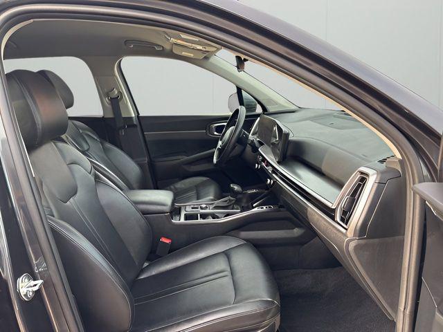 used 2024 Kia Sorento car, priced at $23,700