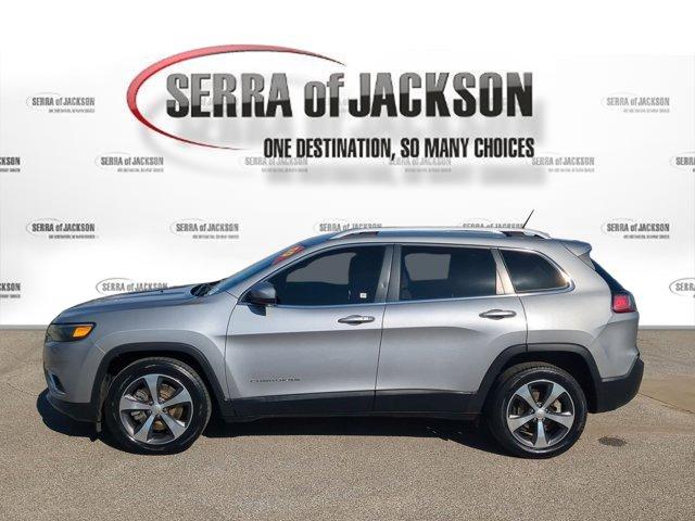 used 2020 Jeep Cherokee car, priced at $14,395
