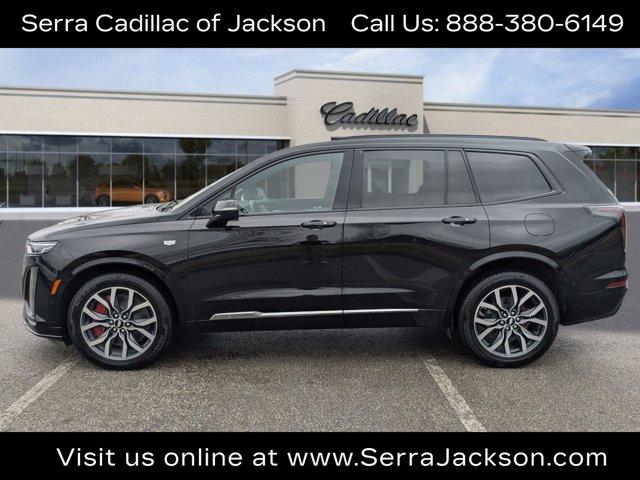 used 2023 Cadillac XT6 car, priced at $30,995