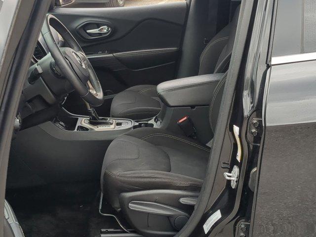 used 2015 Jeep Cherokee car, priced at $6,499