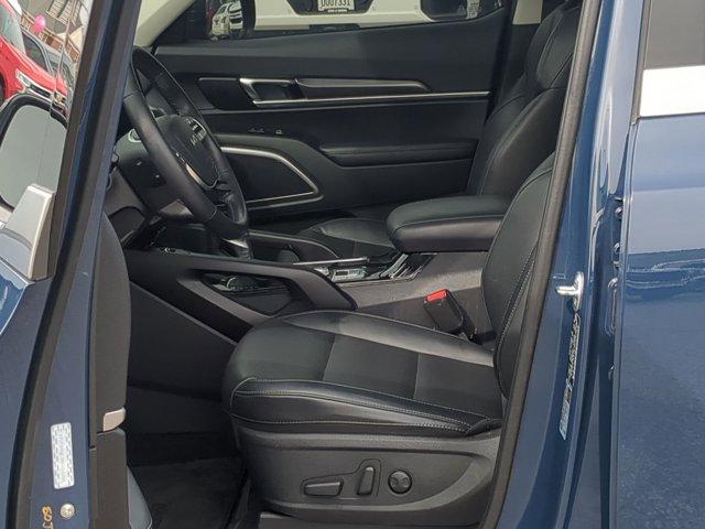 used 2024 Kia Telluride car, priced at $31,895