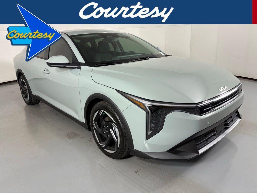 new 2025 Kia K4 car, priced at $22,522