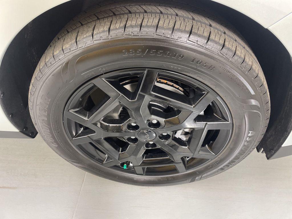 new 2026 Kia Carnival Hybrid car, priced at $48,977