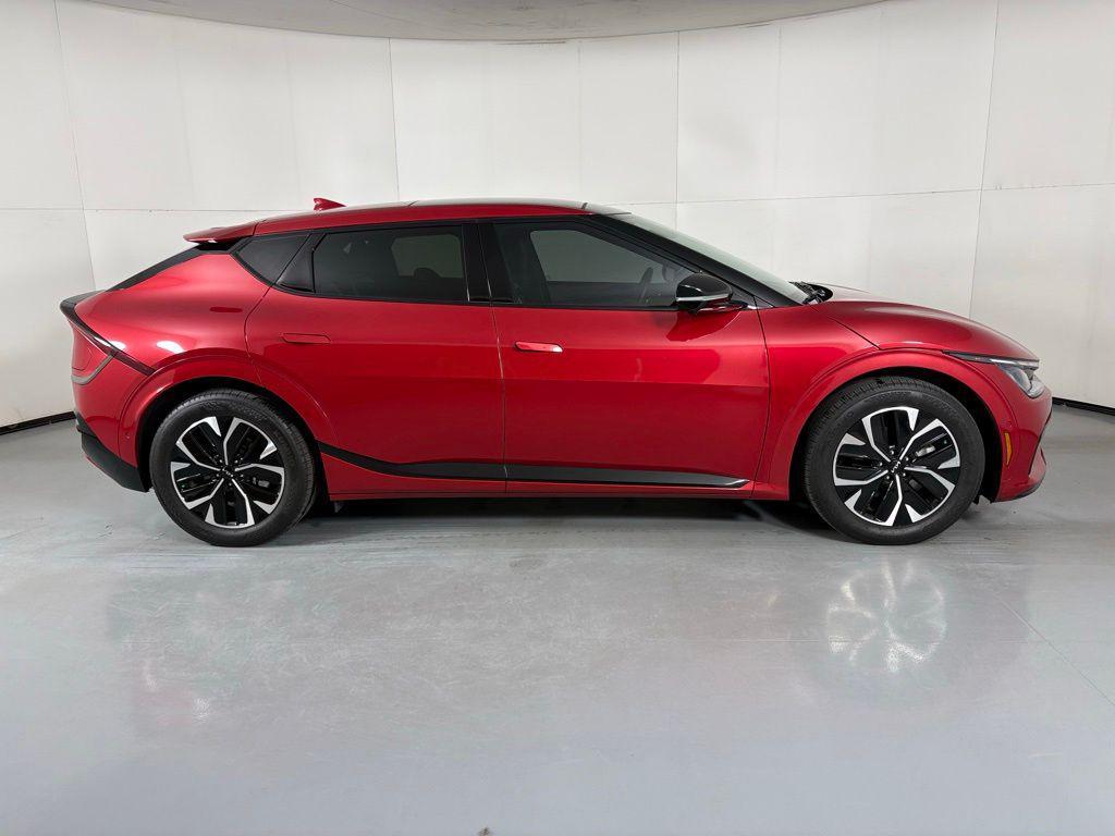 used 2024 Kia EV6 car, priced at $30,400