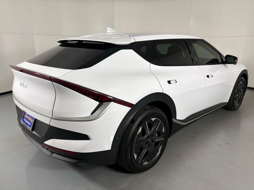 new 2025 Kia EV6 car, priced at $37,753