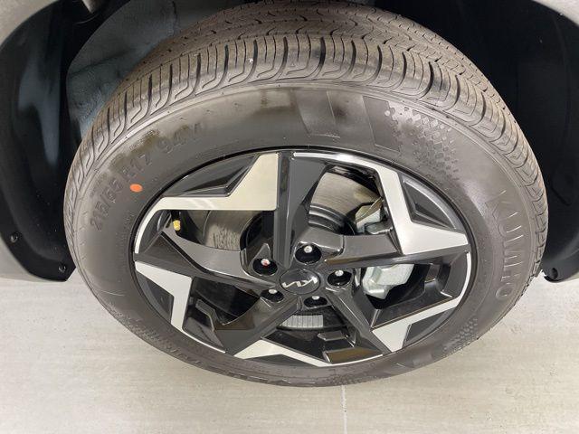 new 2026 Kia Seltos car, priced at $27,571