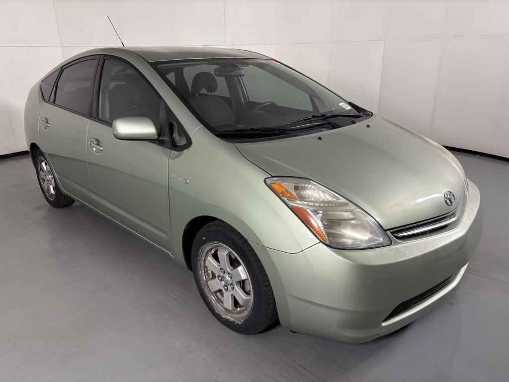 used 2007 Toyota Prius car, priced at $5,700