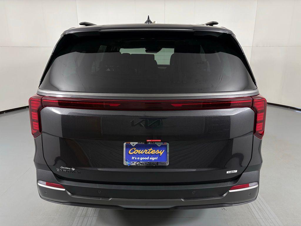new 2026 Kia Carnival Hybrid car, priced at $49,054