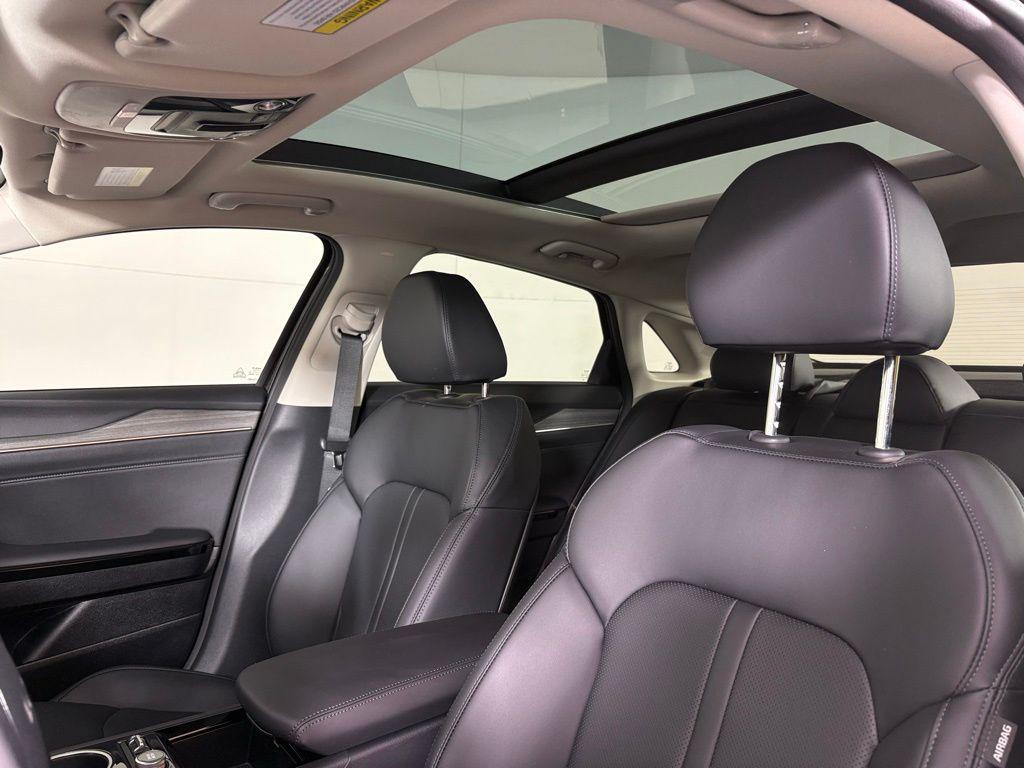 new 2026 Kia K5 car, priced at $34,652