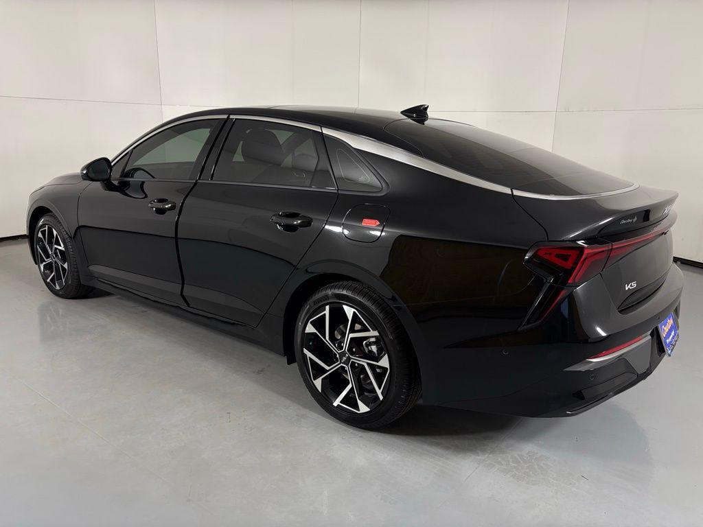 new 2026 Kia K5 car, priced at $34,652