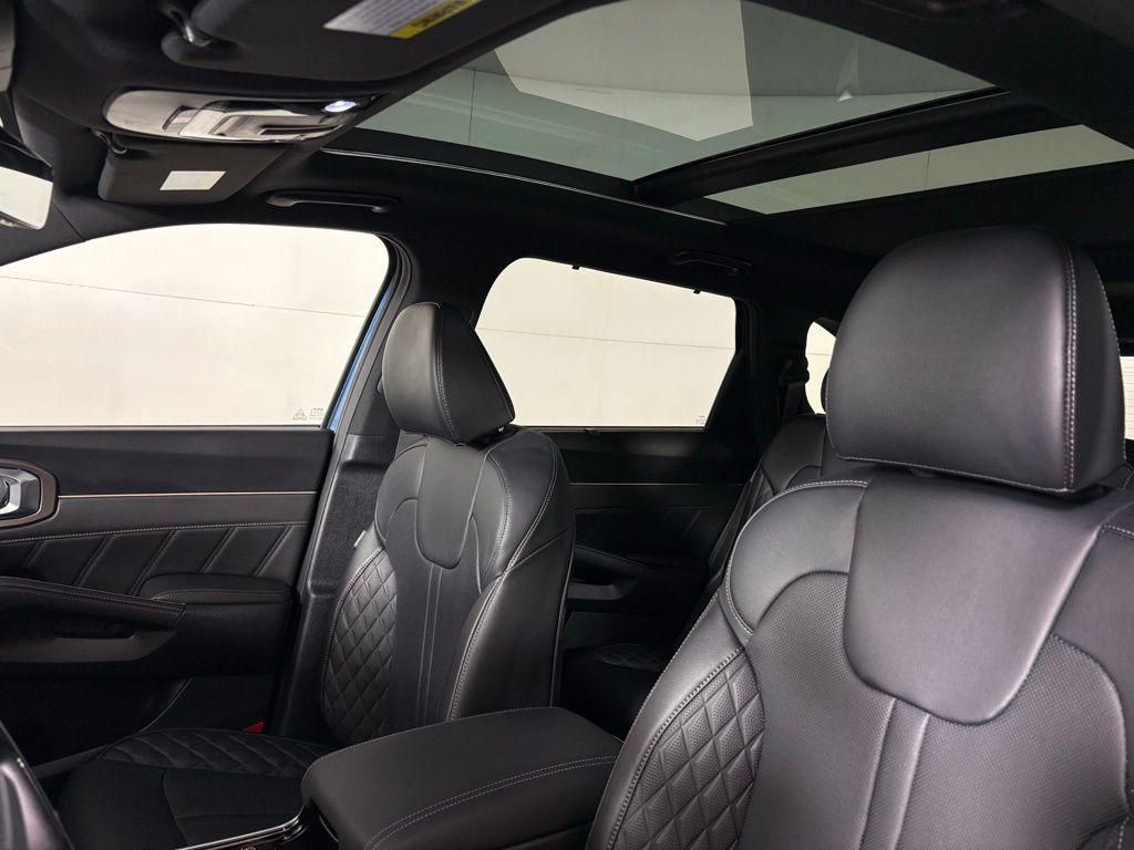 new 2026 Kia Sorento Hybrid car, priced at $46,671