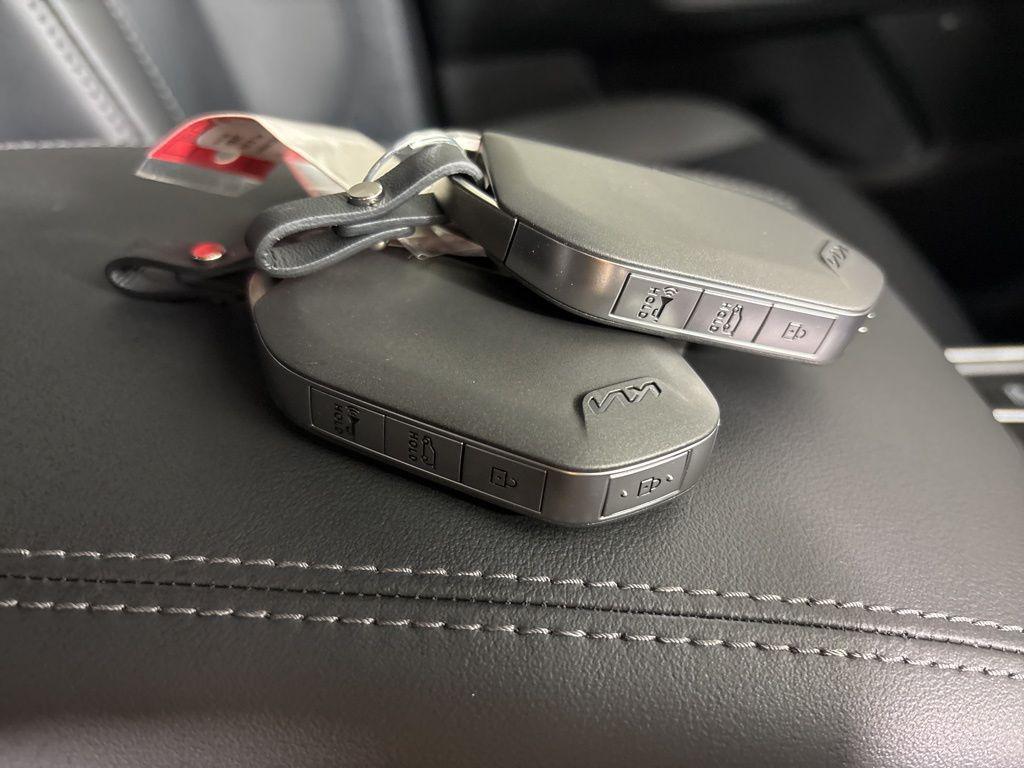 new 2026 Kia Sorento Hybrid car, priced at $38,154