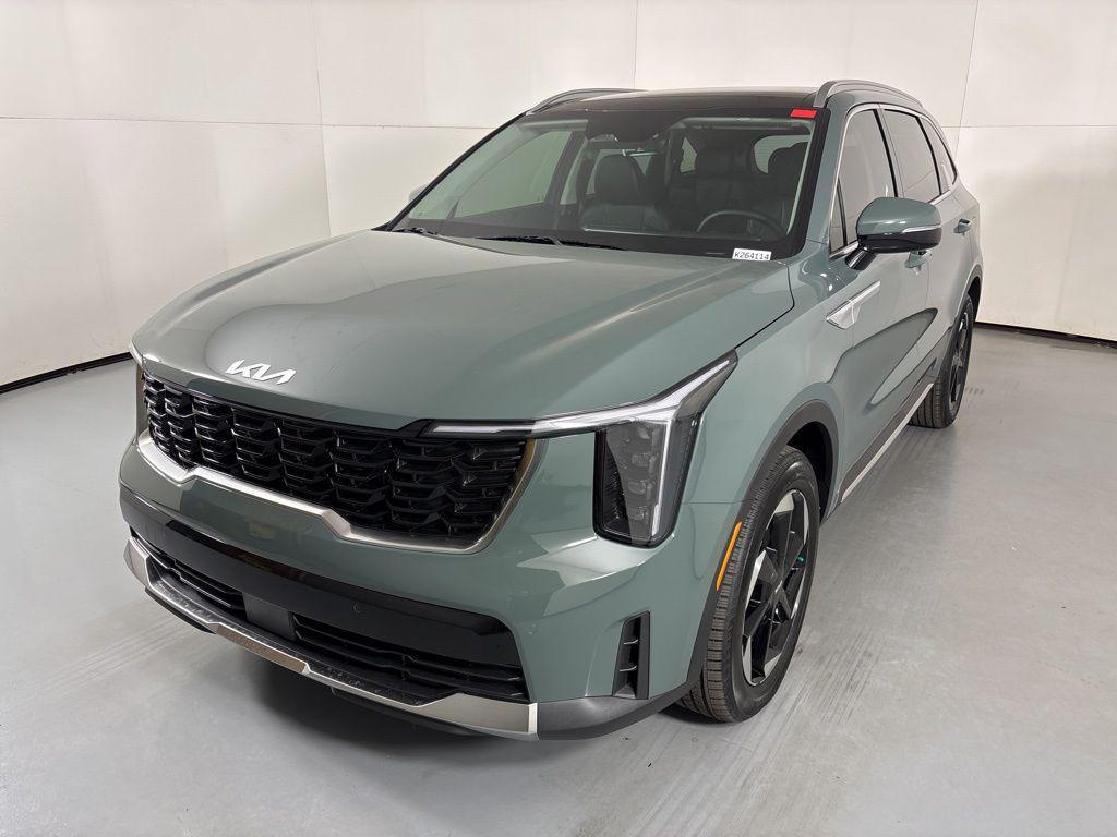 new 2026 Kia Sorento Hybrid car, priced at $38,154