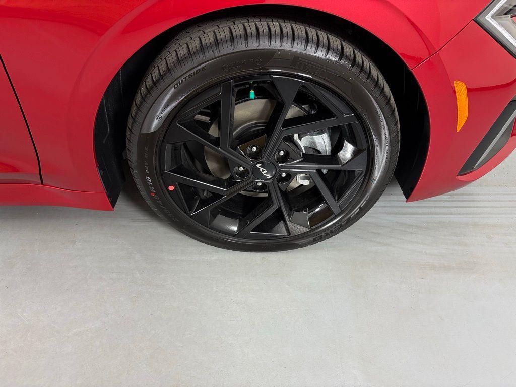 new 2026 Kia K5 car, priced at $31,018