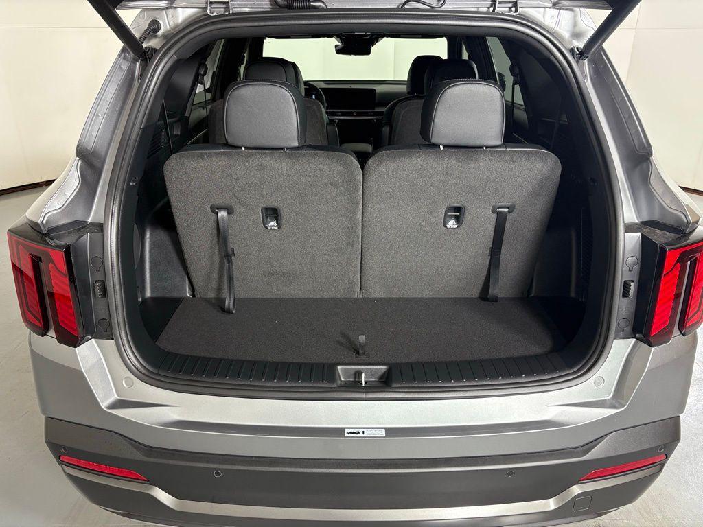 new 2026 Kia Sorento Hybrid car, priced at $46,671
