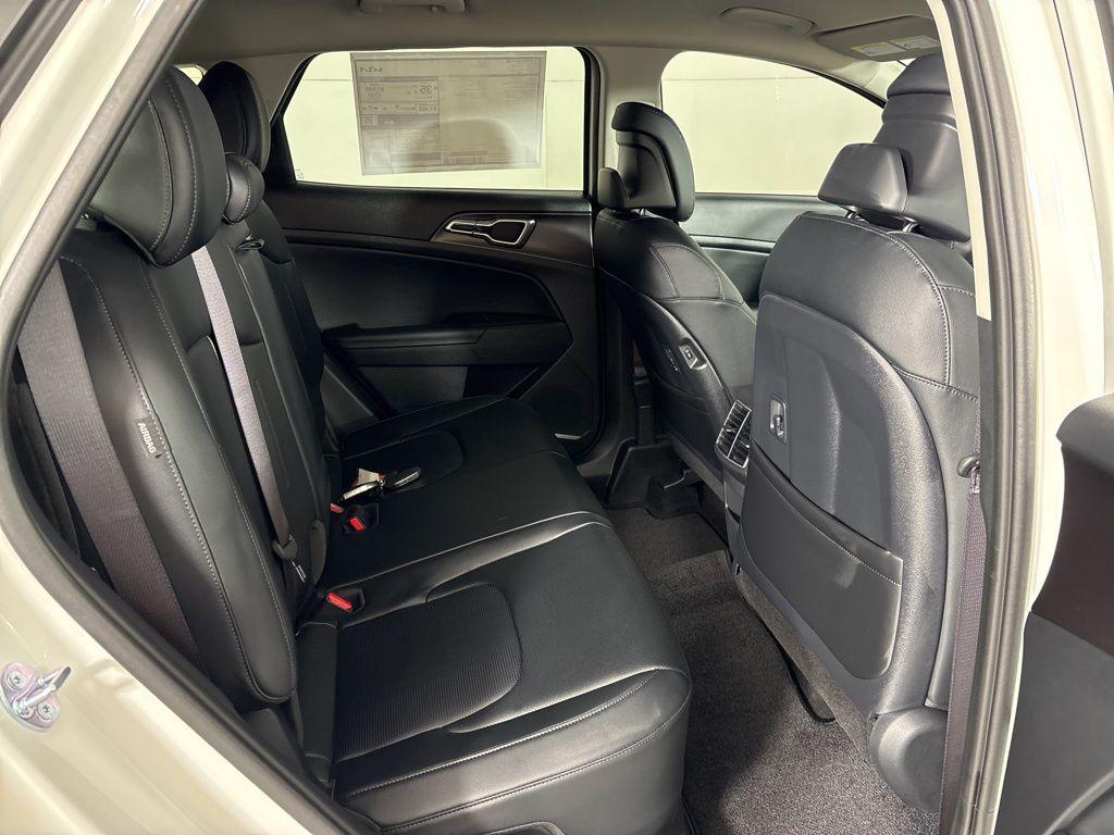 new 2026 Kia Sportage Hybrid car, priced at $34,361
