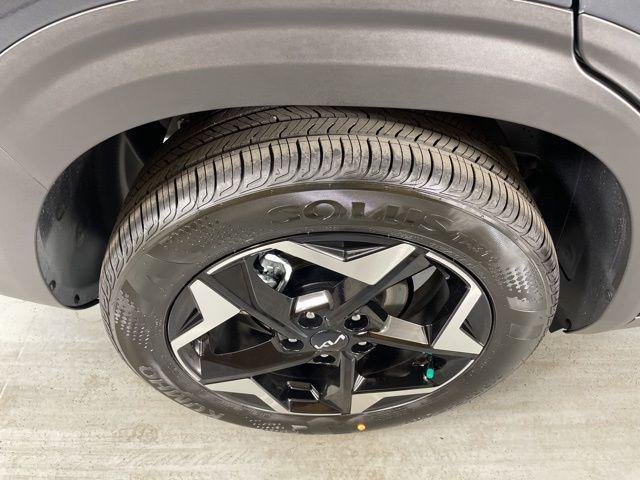 new 2026 Kia Seltos car, priced at $26,716