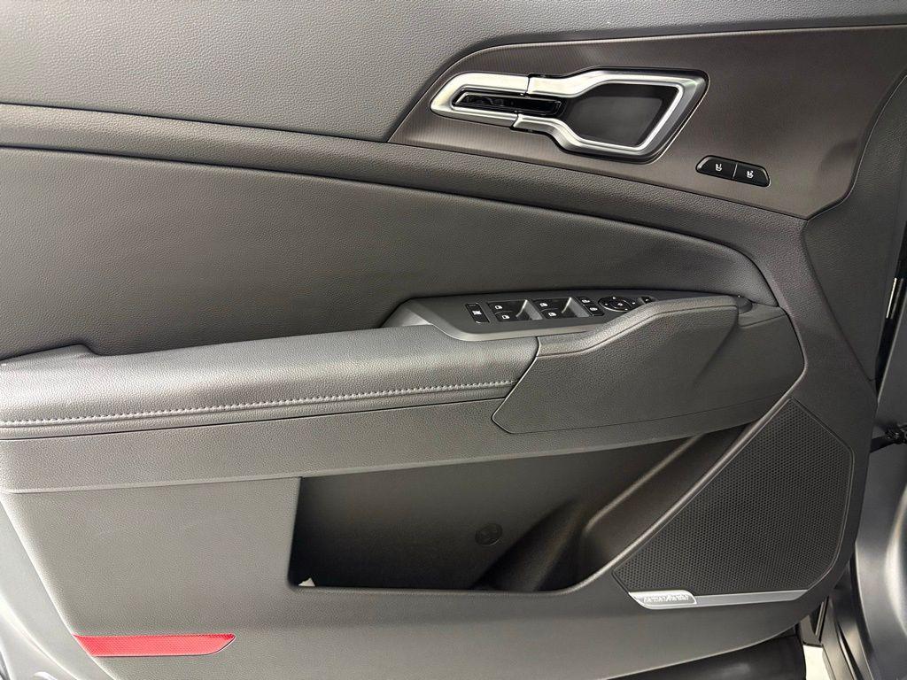 new 2026 Kia Sportage Hybrid car, priced at $42,630