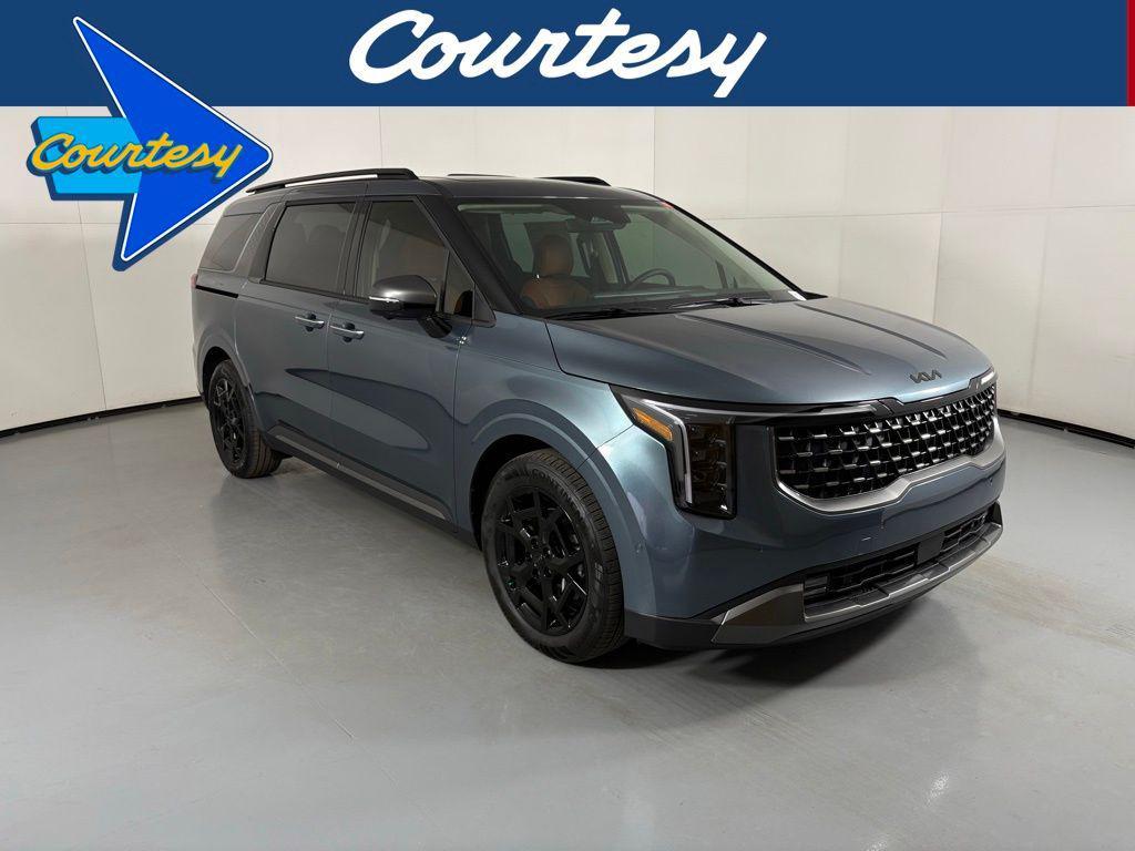 new 2026 Kia Carnival Hybrid car, priced at $49,054