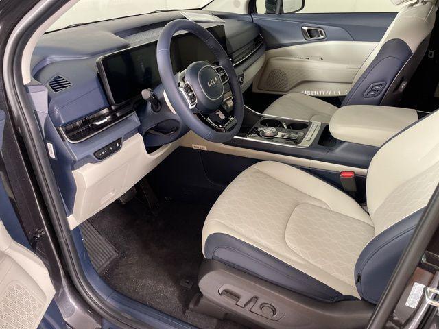 new 2026 Kia Carnival Hybrid car, priced at $42,679