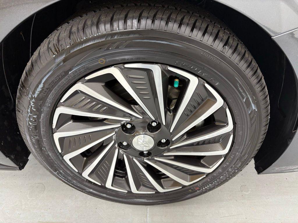 used 2023 Hyundai Sonata Hybrid car, priced at $20,600