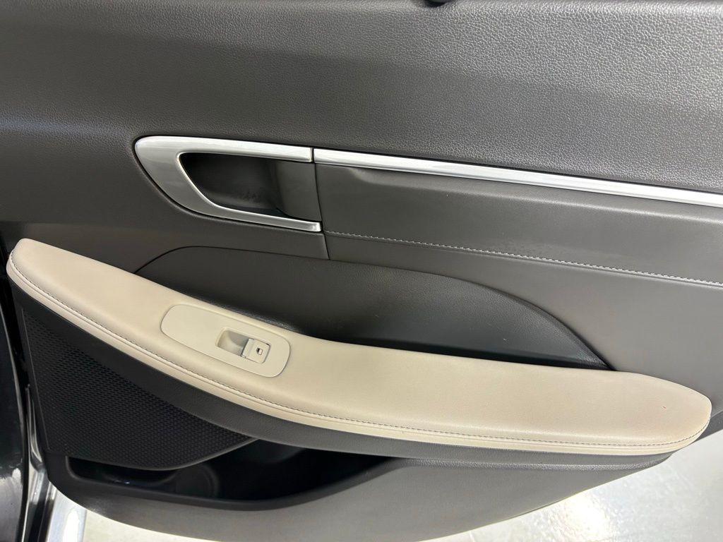 used 2023 Hyundai Sonata Hybrid car, priced at $20,600
