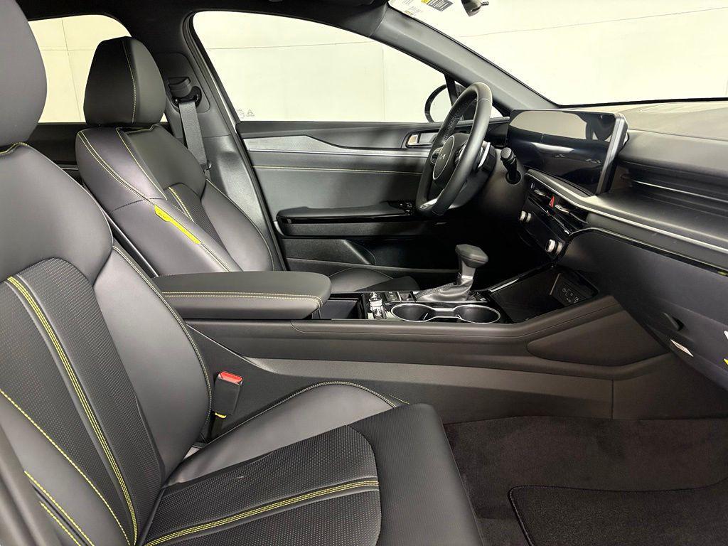 new 2026 Kia K5 car, priced at $38,367
