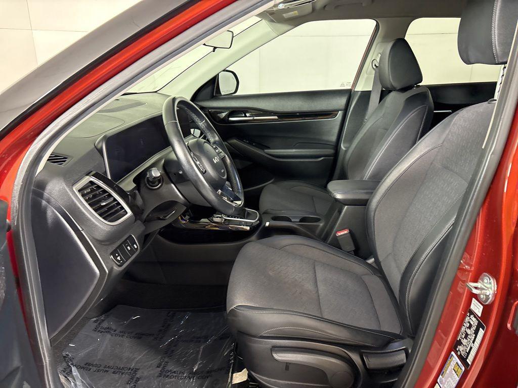 used 2024 Kia Seltos car, priced at $18,000