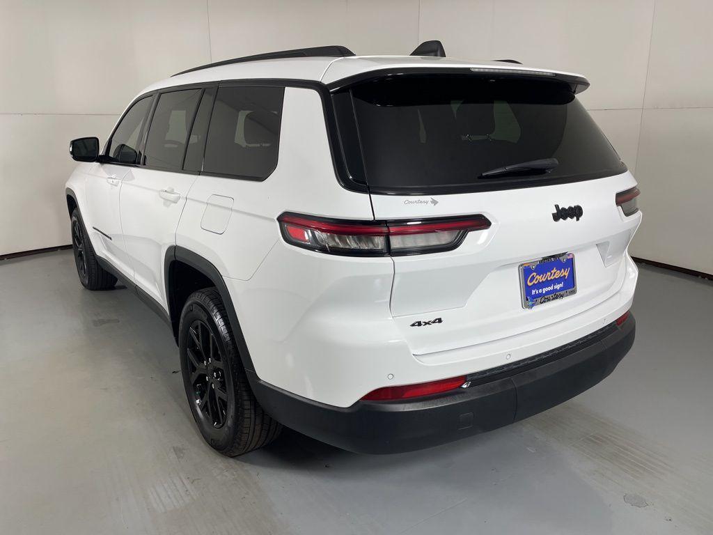 used 2024 Jeep Grand Cherokee L car, priced at $29,200