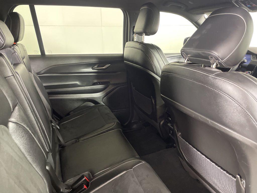 used 2024 Jeep Grand Cherokee L car, priced at $29,200