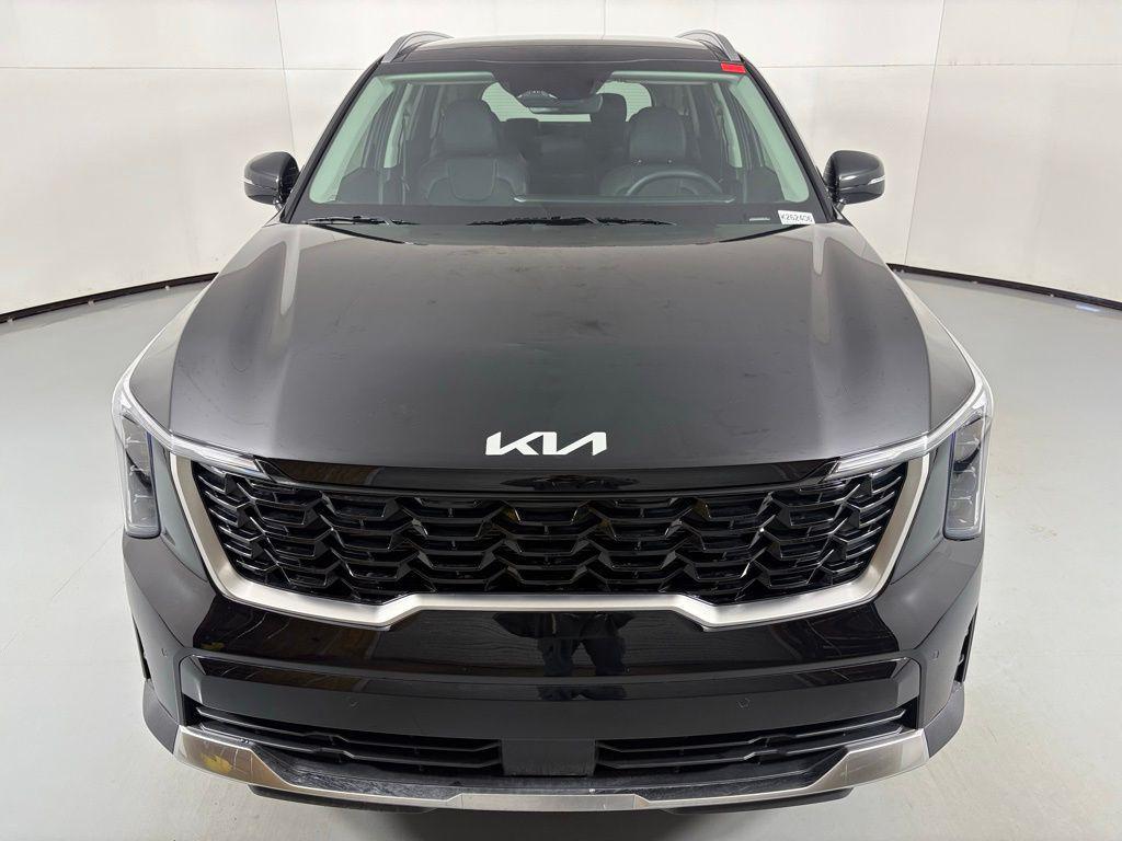 new 2026 Kia Sorento car, priced at $35,264