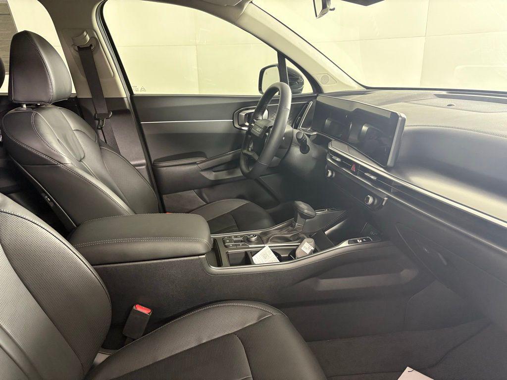 new 2026 Kia Sorento car, priced at $35,264