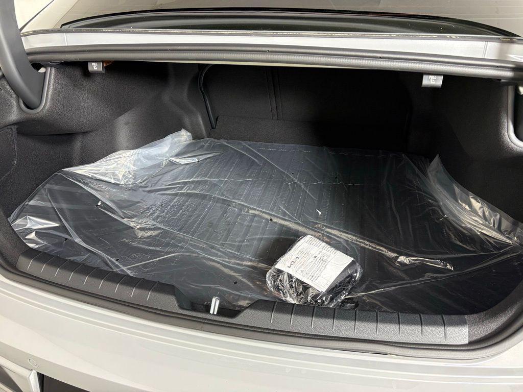 new 2026 Kia K5 car, priced at $31,611