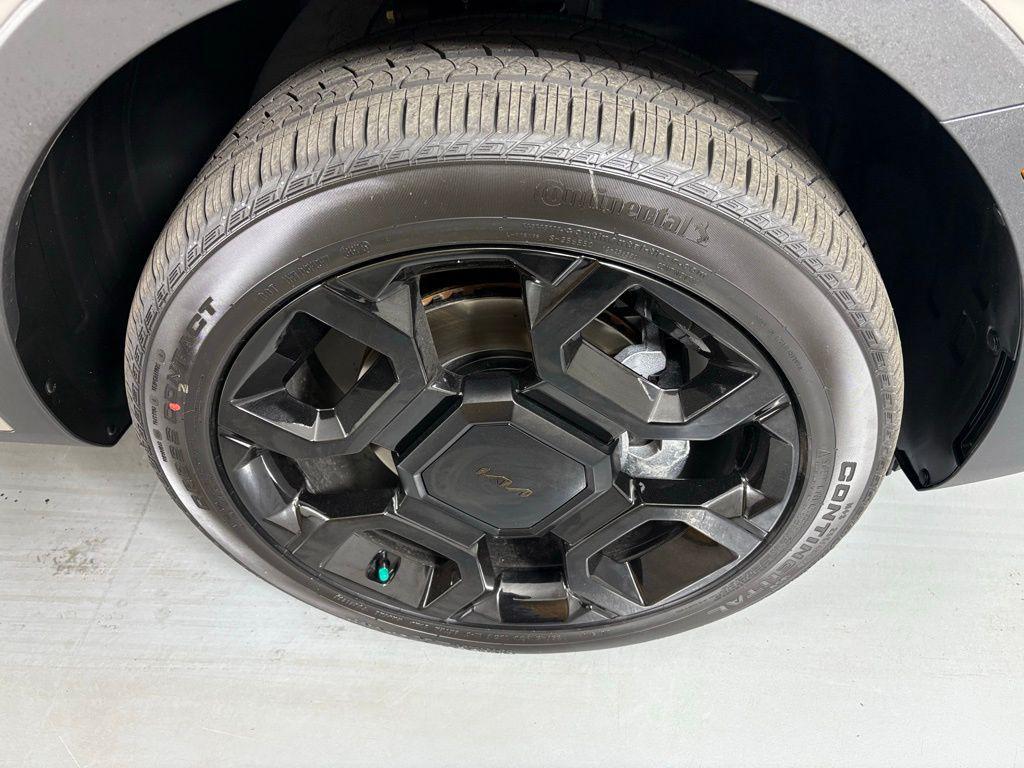 new 2026 Kia Sorento car, priced at $43,833