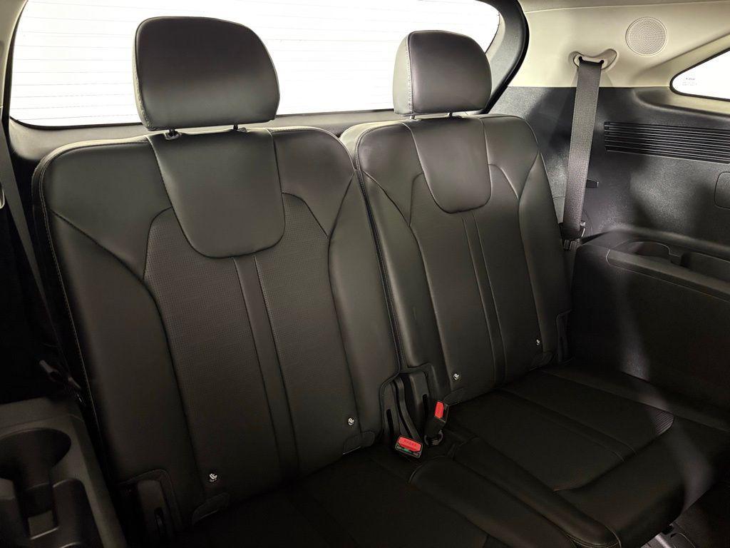 new 2026 Kia Sorento car, priced at $43,833