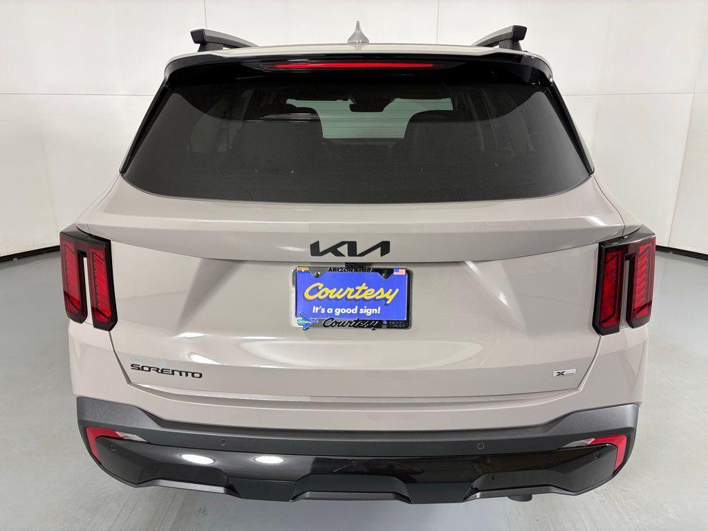 new 2026 Kia Sorento car, priced at $43,833