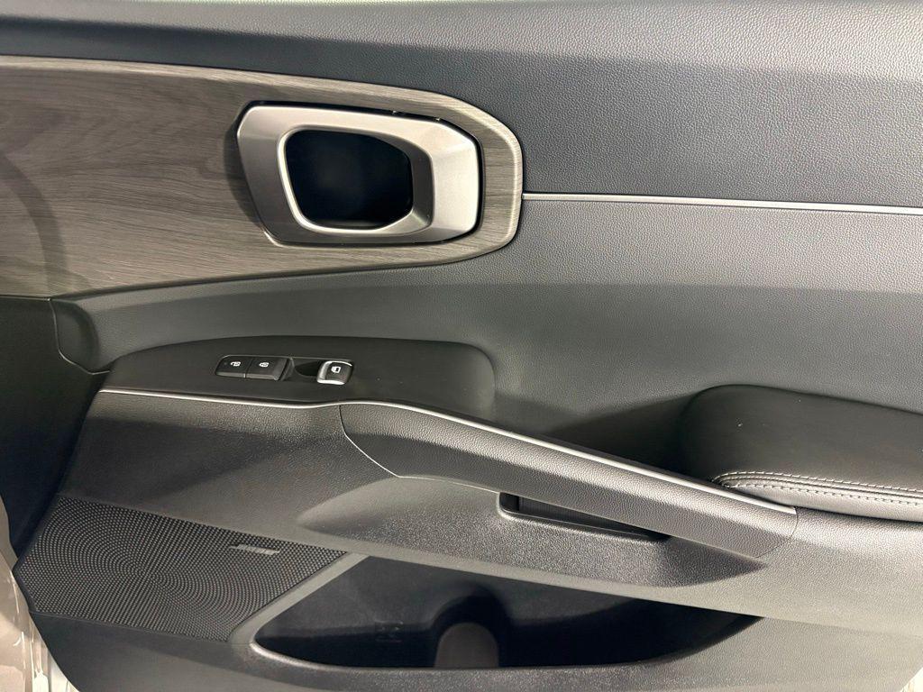 new 2026 Kia Sorento car, priced at $43,833