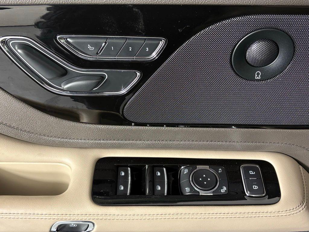 used 2020 Lincoln Aviator car, priced at $21,900