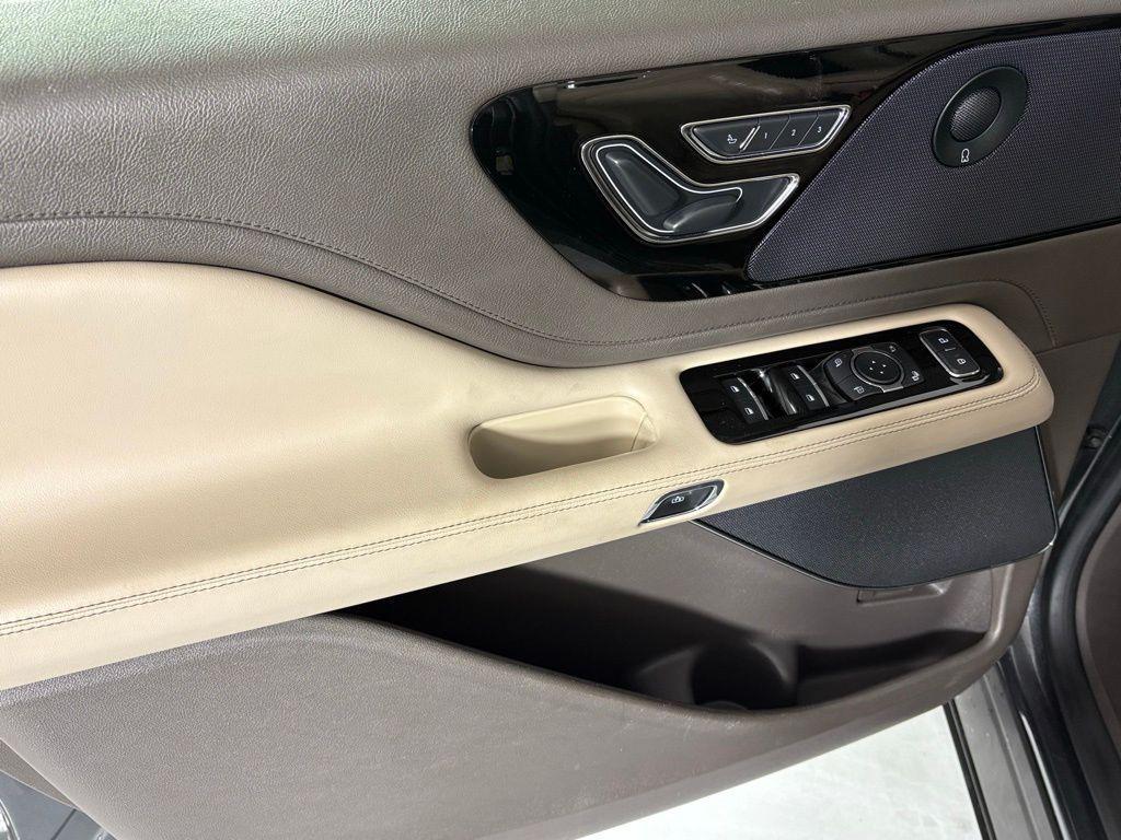 used 2020 Lincoln Aviator car, priced at $21,900