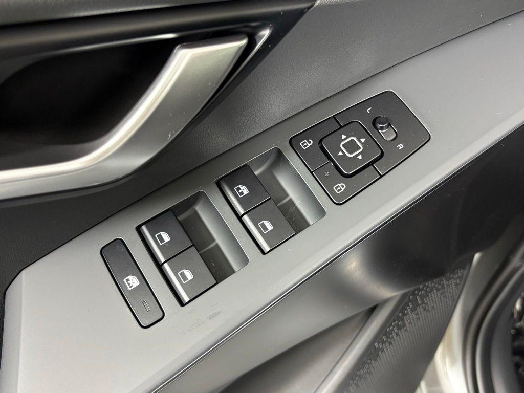 new 2026 Kia Niro car, priced at $28,508