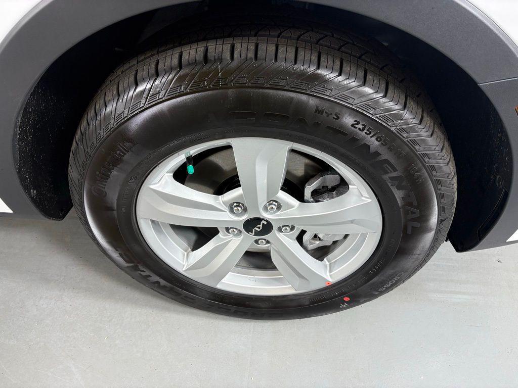 new 2026 Kia Sorento car, priced at $32,055