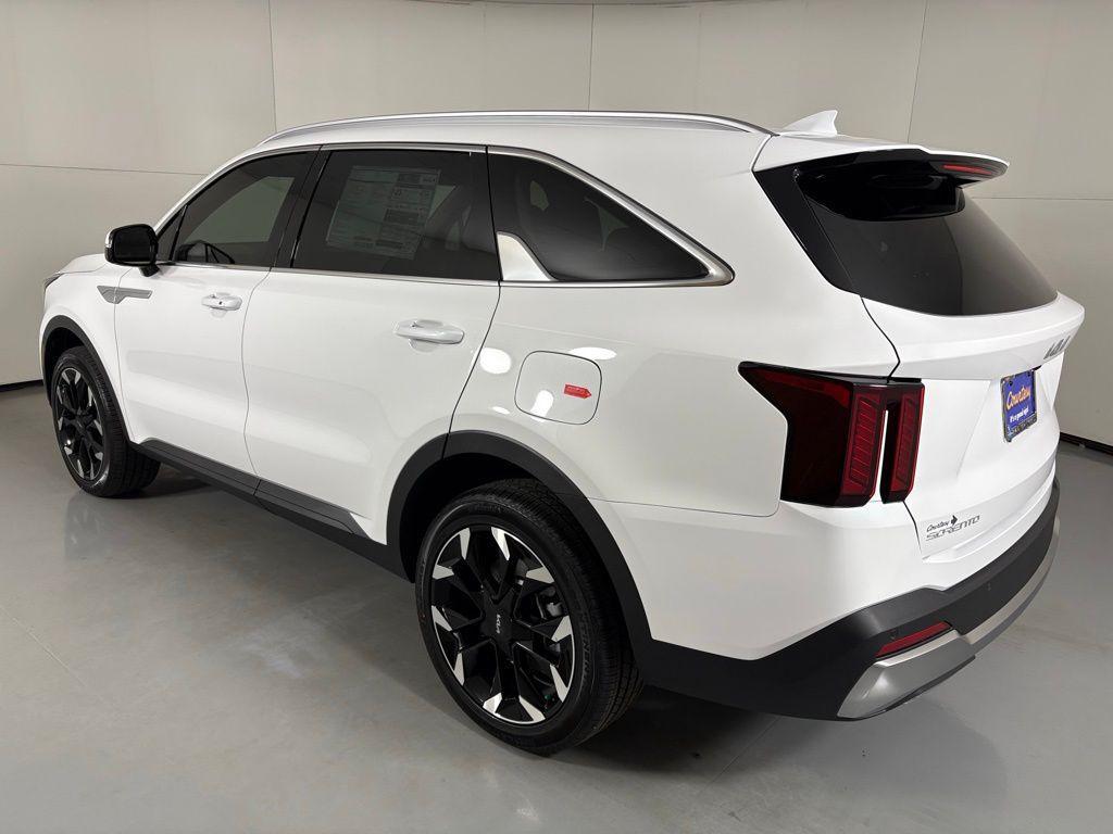 new 2026 Kia Sorento car, priced at $41,092