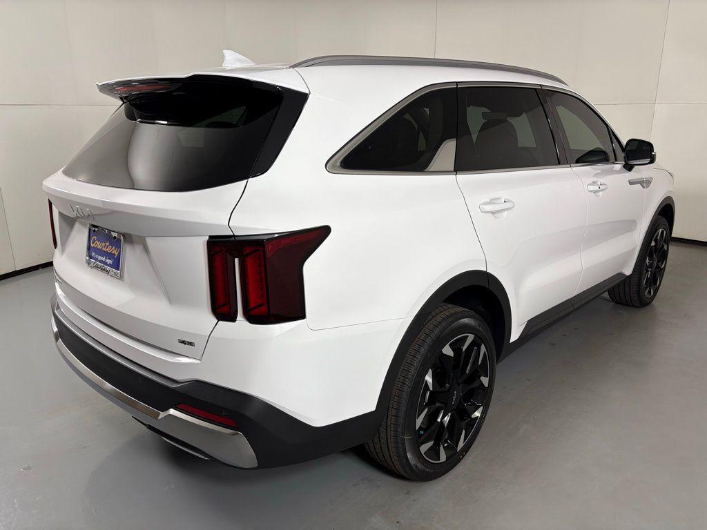 new 2026 Kia Sorento car, priced at $41,092