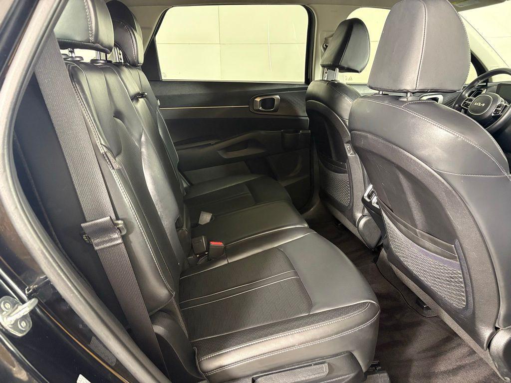 used 2024 Kia Sorento car, priced at $24,700